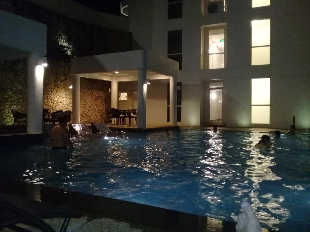Exclusive Beach And Pools Oceanway Residences Yapak Kültér fotó